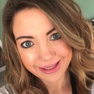 Meet your Posher, Melissa